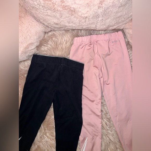 SOLD✨NIKE 2 Pairs Girls Leggings, Black & Pink, Size 6-7 Years - Picture 5 of 6